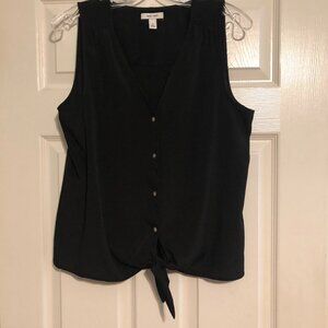 Koh'l's- Nine West- Size Medium - Black button down tie front blouse
